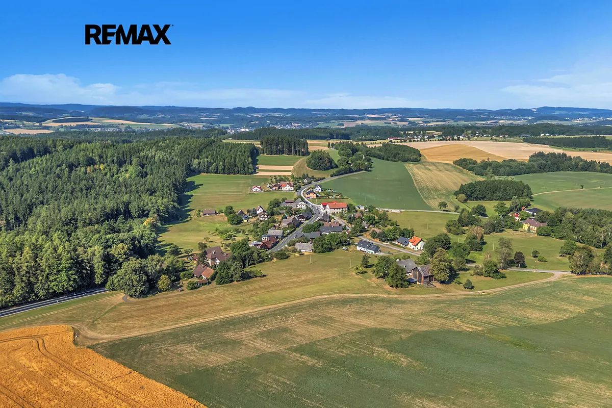 Prodej stavebního pozemku 1779 m²